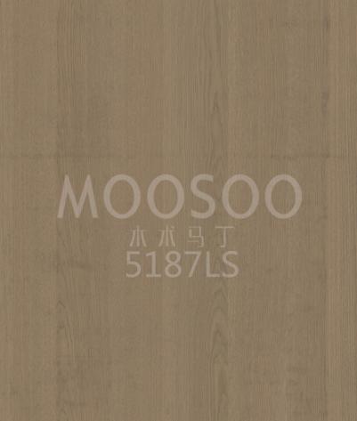 Pannelli a doghe moderni in rovere bianco